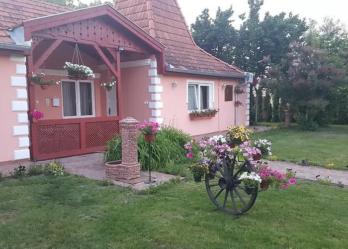 Sunset شقة Palić